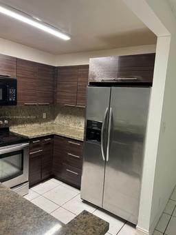 Picture of 5955 NW 25Th Ct # 208, Sunrise, FL 33313