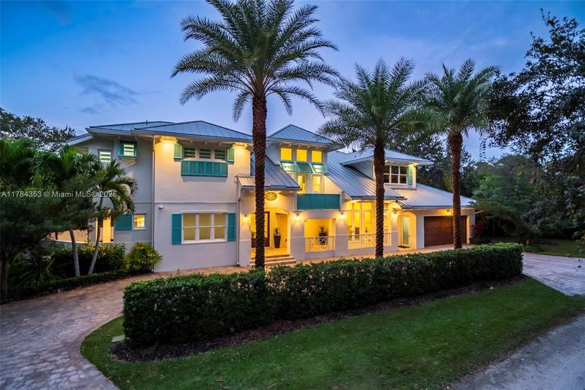Picture of 545 SW Indianola St, Stuart FL 34994