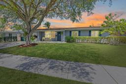 Picture of 15835 SW 101St Ave, Miami, FL 33157