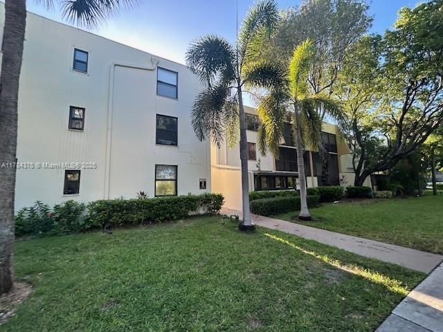 Picture of 20200 W Country Club Dr, Aventura, FL 33180