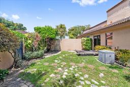 Picture of 6638 NW 180Th Ter, Hialeah, FL 33015