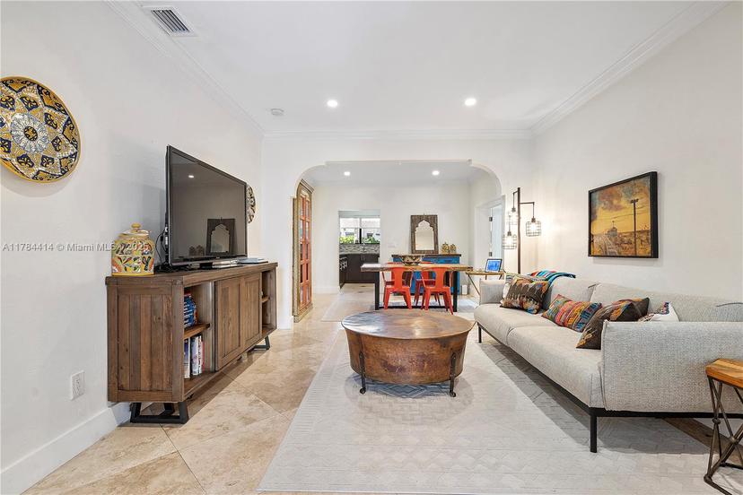 Picture of 1634 SW 17Th St, Miami FL 33145