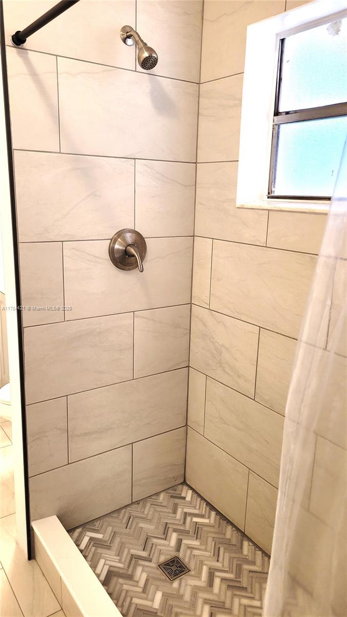 Picture of 11272 SW 189Th Ln, Miami FL 33157