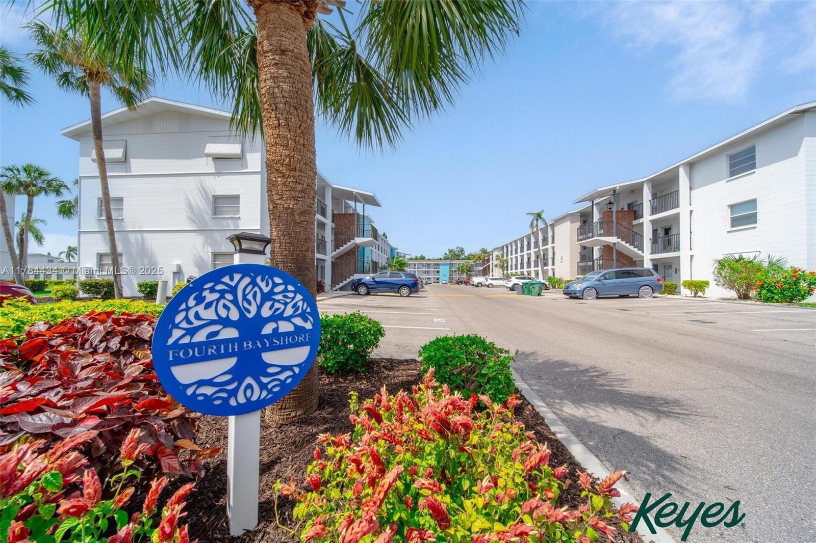 Picture of 2113 Canal # B2, Bradenton, FL 34207