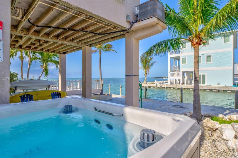 Picture of 1350 92Nd Court Ocean, Marathon FL 33050