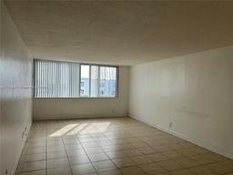 Picture of 9001 SW 77Th Ave # C805, Miami, FL 33156