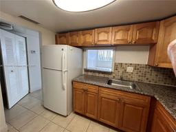 Picture of 9001 SW 77Th Ave # C805, Miami, FL 33156