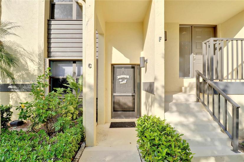 Picture of 3990 SW Greenwood Way # C, Palm City FL 34990