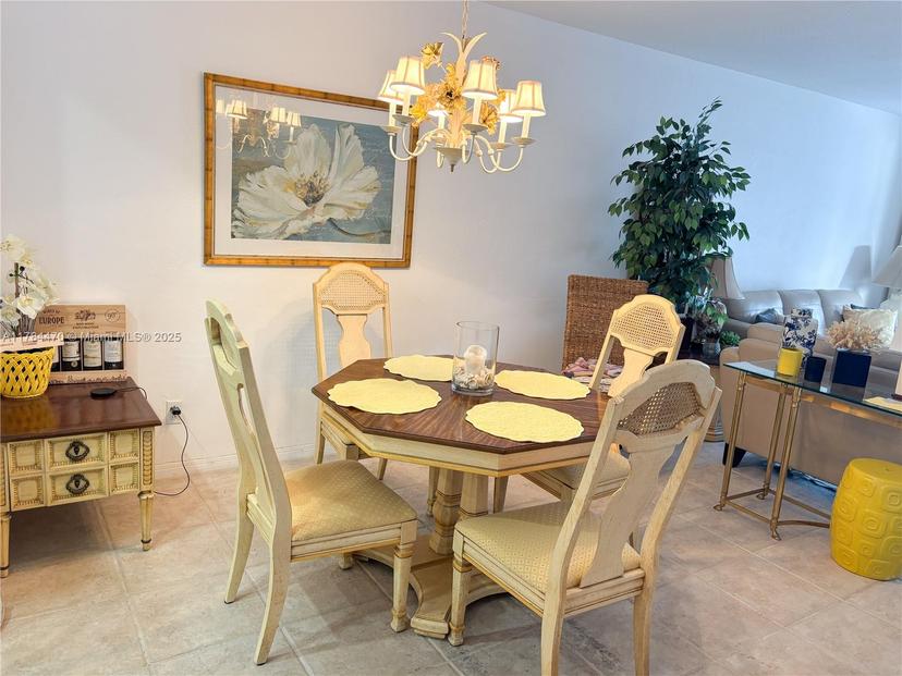Picture of 2600 Diana Dr # 311, Hallandale Beach FL 33009