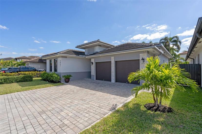 Picture of 2861 SW 150Th Ct, Miami FL 33185