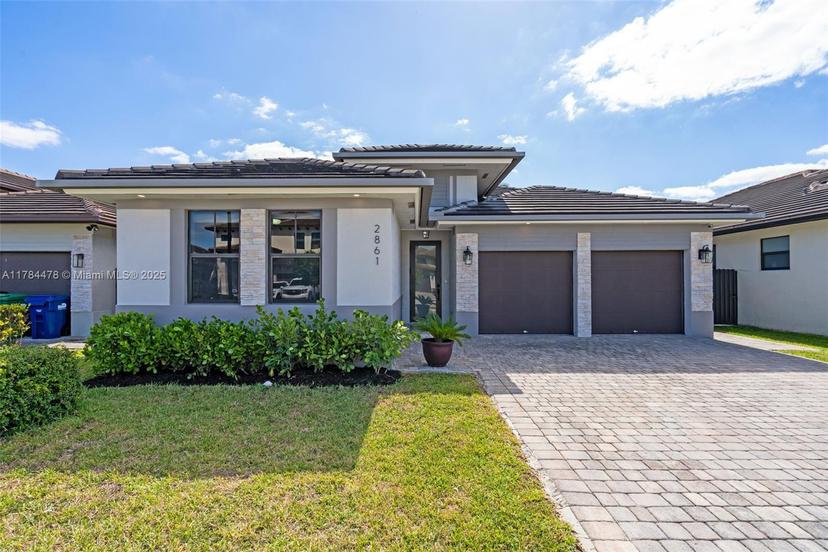 Picture of 2861 SW 150Th Ct, Miami FL 33185