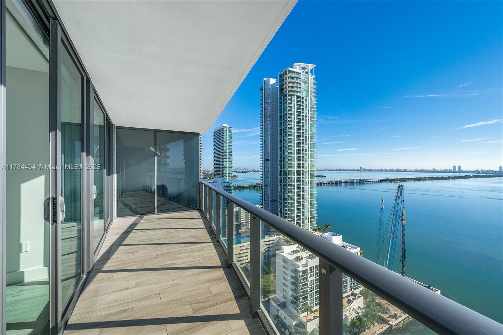 Picture of 460 NE 28Th St # 2707, Miami, FL 33137