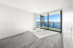 Picture of 460 NE 28Th St # 2707, Miami, FL 33137