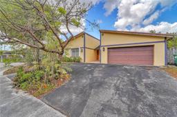 Picture of 11610 SW 113Th Pl, Miami, FL 33176
