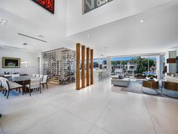 Picture of 830 Lugo Ave, Coral Gables, FL 33156