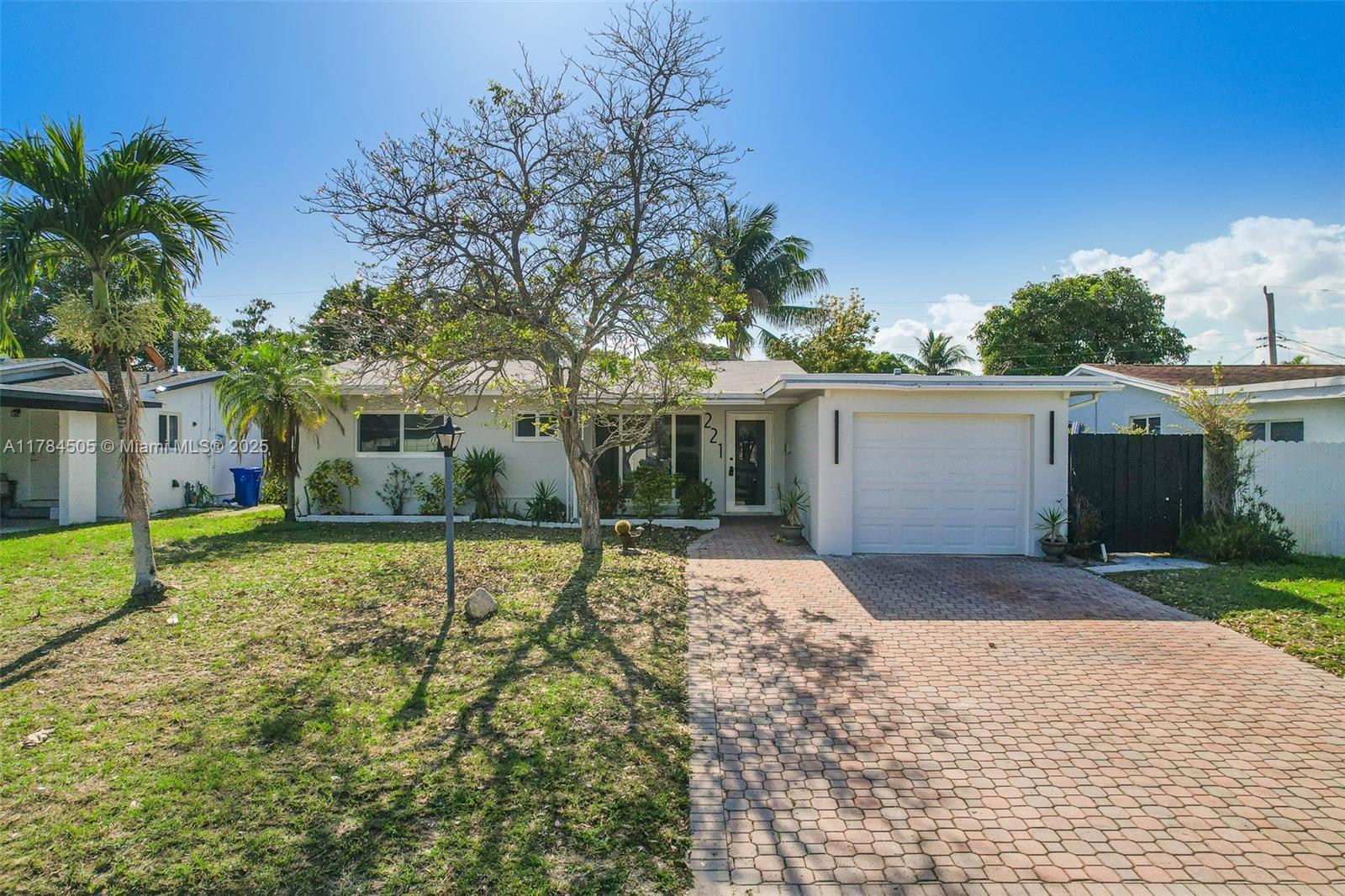 Picture of 221 SW 28Th Ter, Fort Lauderdale, FL 33312