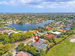 Picture of 19640 W Saint Andrews Dr, Hialeah, FL 33015