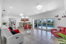 Picture of 19640 W Saint Andrews Dr, Hialeah, FL 33015