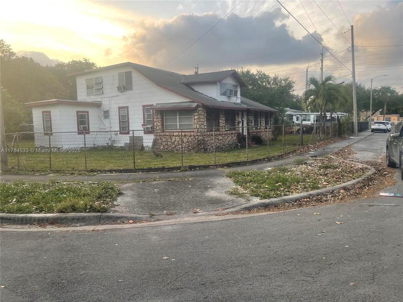 Picture of 5700 NW 9Th Ave, Miami FL 33127
