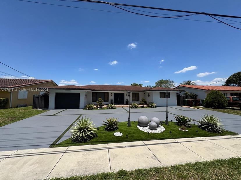 Picture of 1725 W 76Th St, Hialeah FL 33014