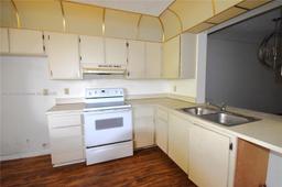 Picture of 8592 W Sunrise Blvd # 303, Plantation, FL 33322