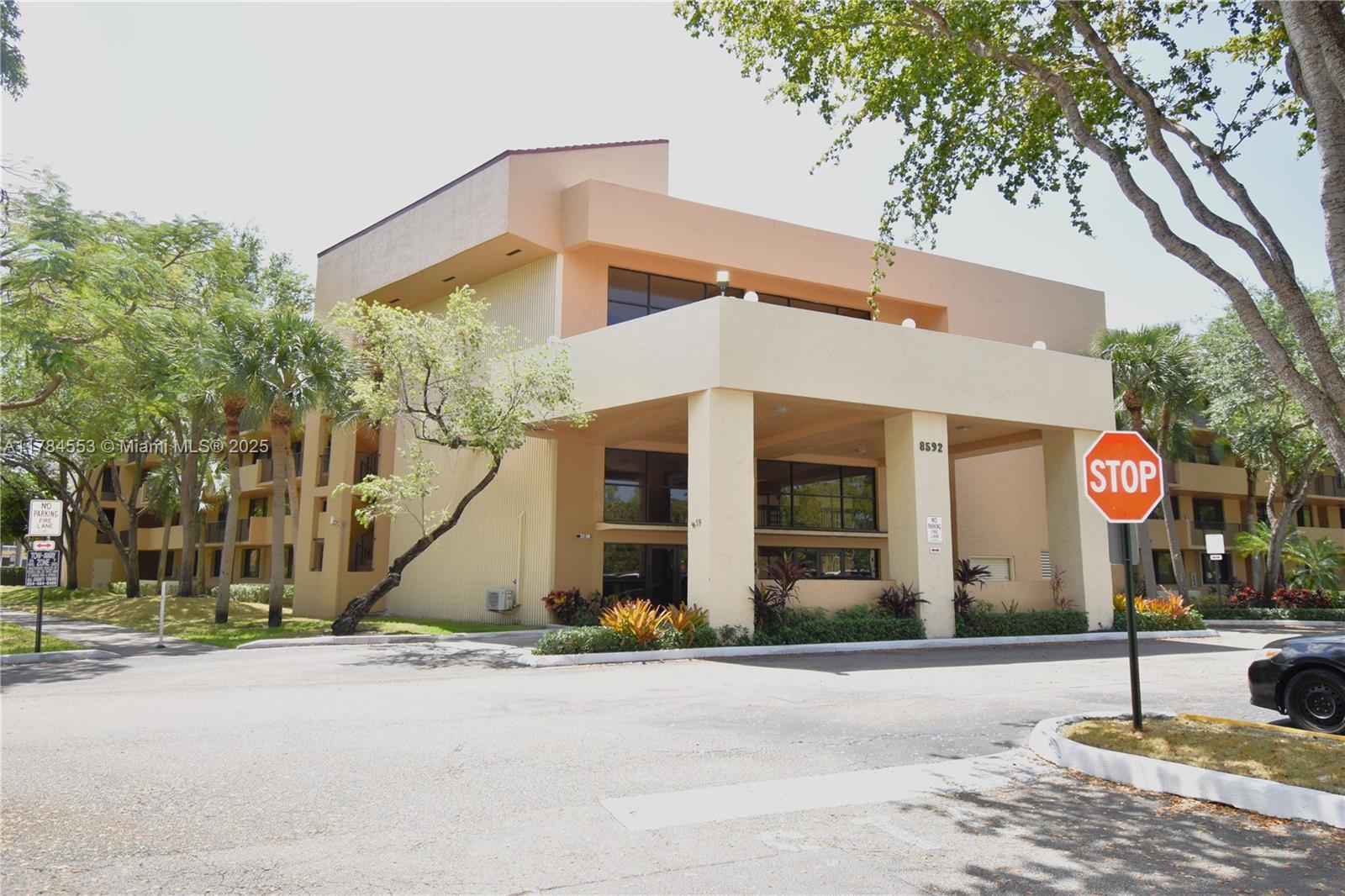 Picture of 8592 W Sunrise Blvd # 303, Plantation, FL 33322