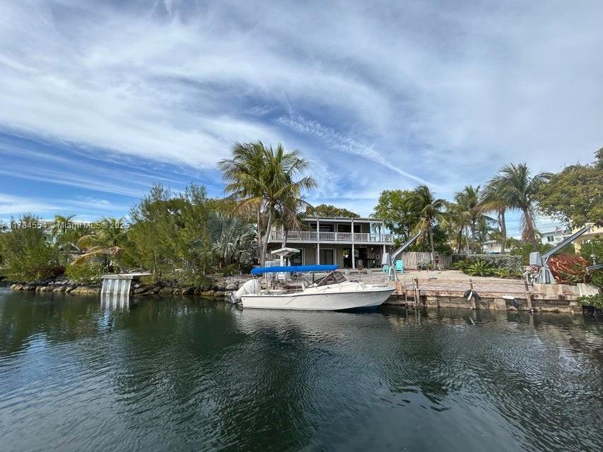 Picture of 120 Captains Ct, Islamorada, FL 33070