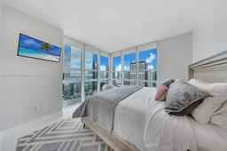 Picture of 951 Brickell Ave # 3201, Miami, FL 33131