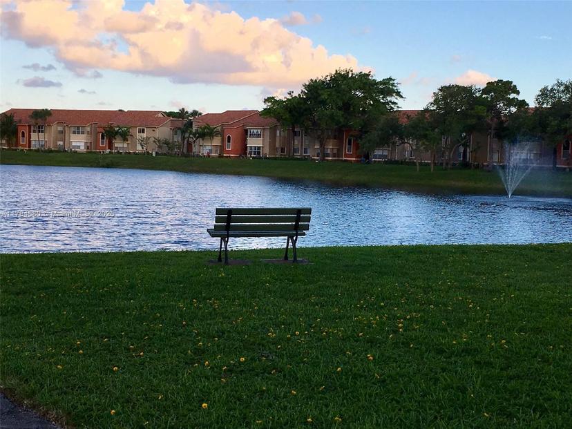 Picture of 419 SW Natura Ave # C, Deerfield Beach FL 33441
