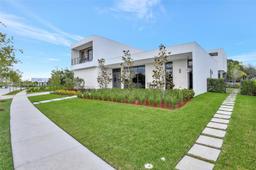 Picture of 16709 N Botaniko Dr, Weston, FL 33326