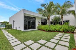 Picture of 16709 N Botaniko Dr, Weston, FL 33326