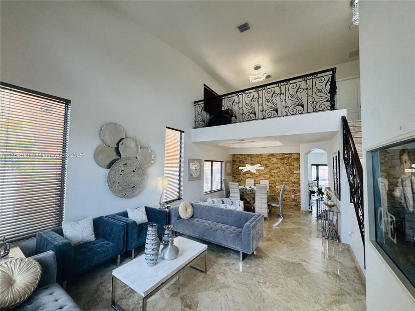 Picture of 15641 SW 8Th Ln, Miami FL 33194