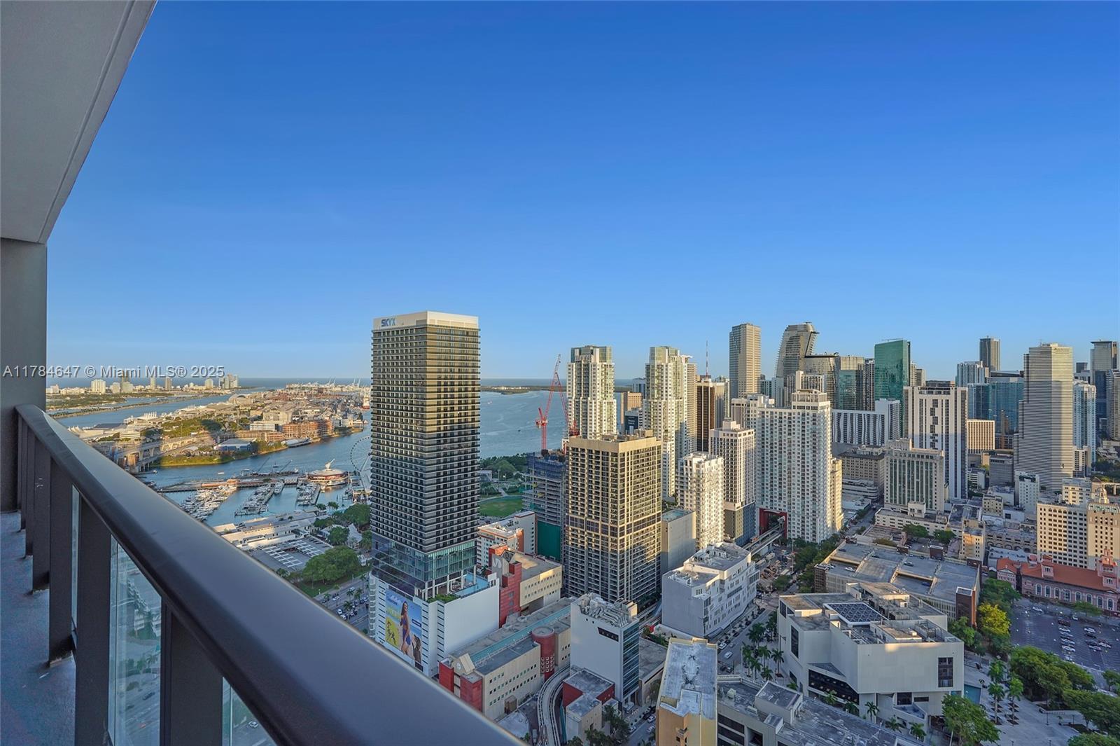 Picture of 601 NE 1St Ave # 4307, Miami, FL 33132
