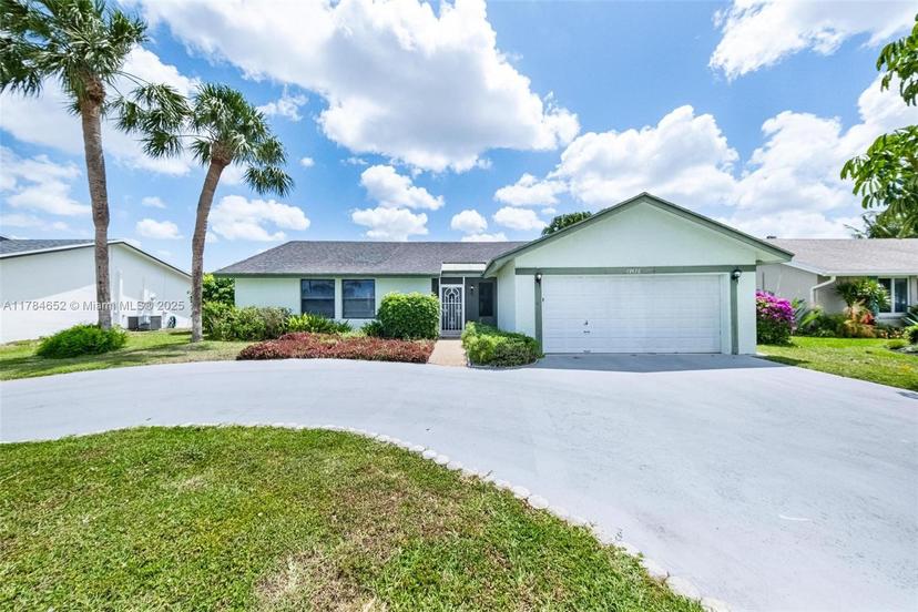 Picture of 19476 Carolina Cir, Boca Raton FL 33434