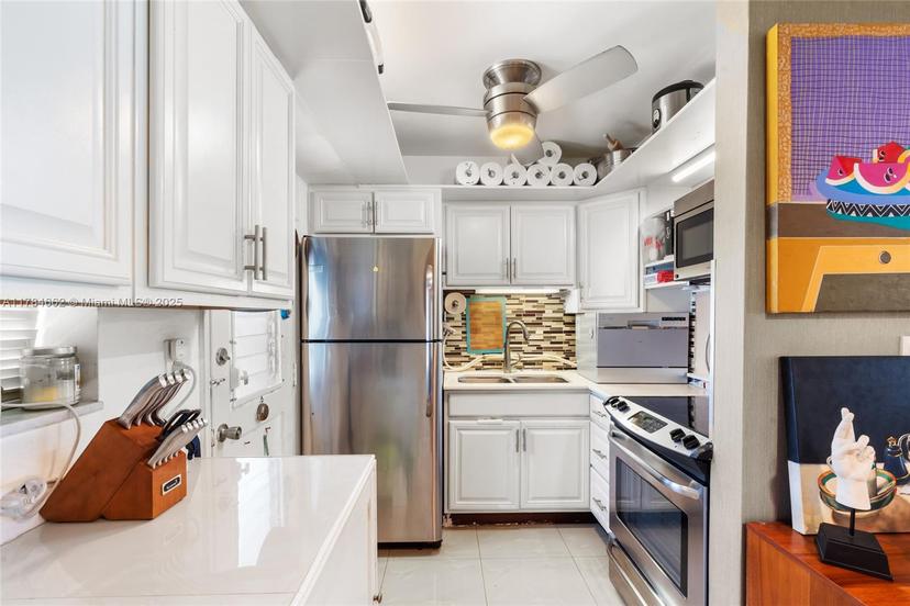 Picture of 2851 Leonard Dr # J109, Aventura FL 33160