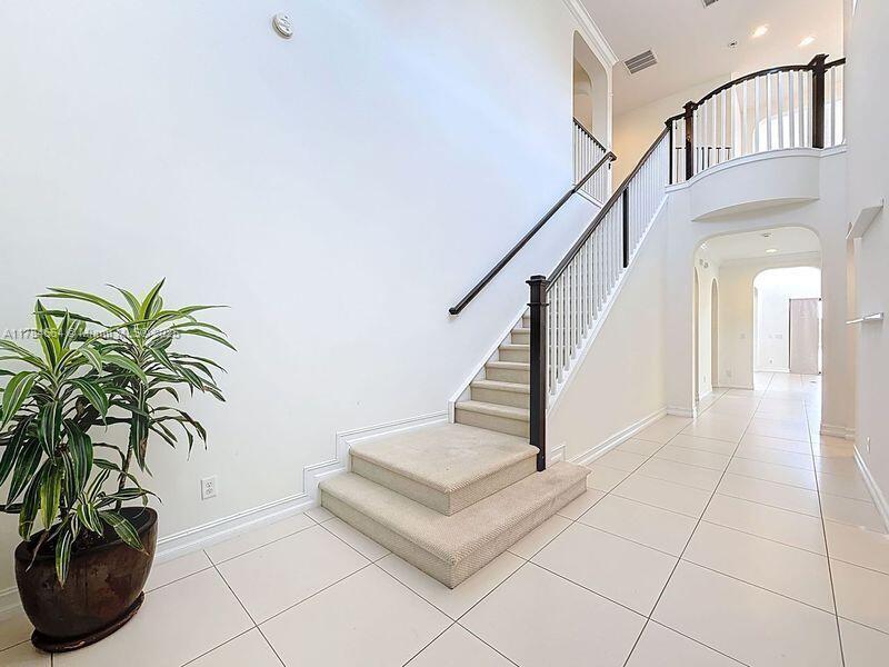 Picture of 8970 W Watercrest Cir W, Parkland FL 33076