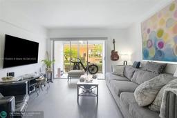 Picture of 331 SW 8Th St # 1, Boca Raton, FL 33432