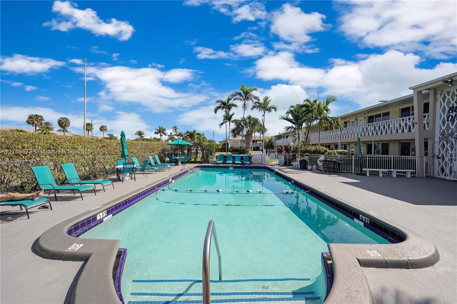 Picture of 900 Atlantic Shores Blvd # 126, Hallandale Beach, FL 33009
