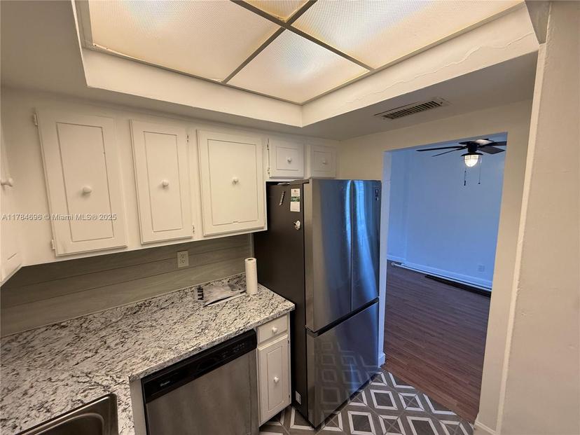 Picture of 1535 SE 15Th St # 202, Fort Lauderdale FL 33316