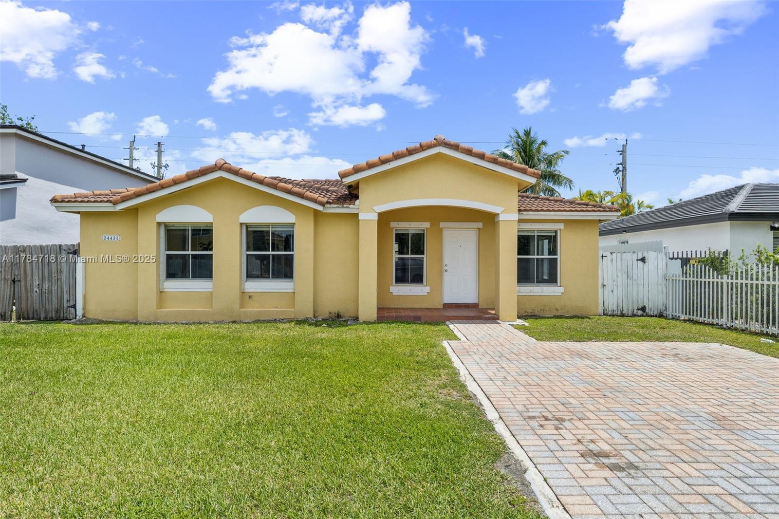 Picture of 24431 SW 112Th Ct, Homestead, FL 33032