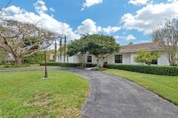Picture of 15801 SW 77Th Ct, Palmetto Bay, FL 33157