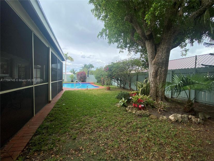 Picture of 13330 SW 102Nd St, Miami FL 33186
