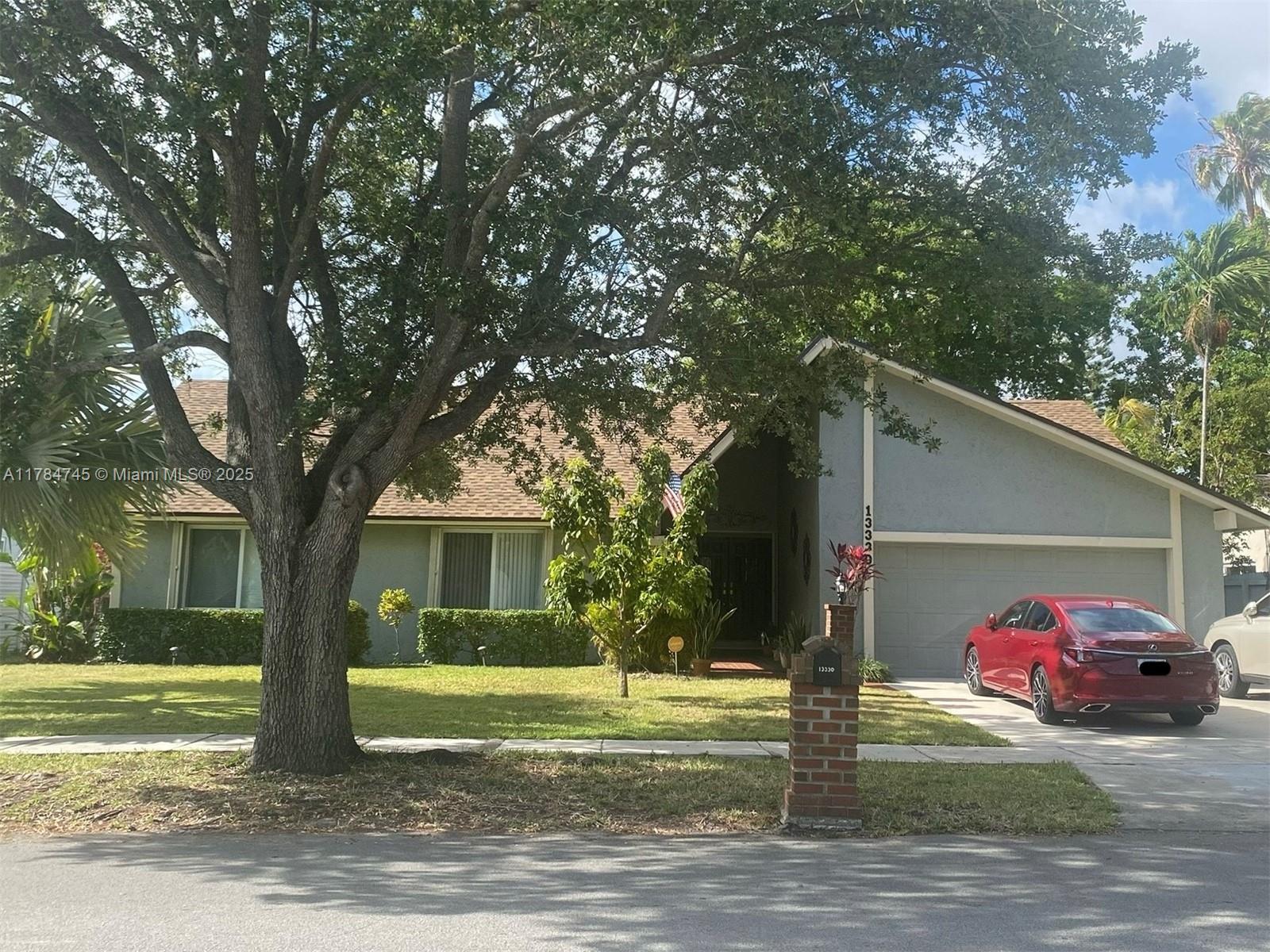 Picture of 13330 SW 102Nd St, Miami, FL 33186