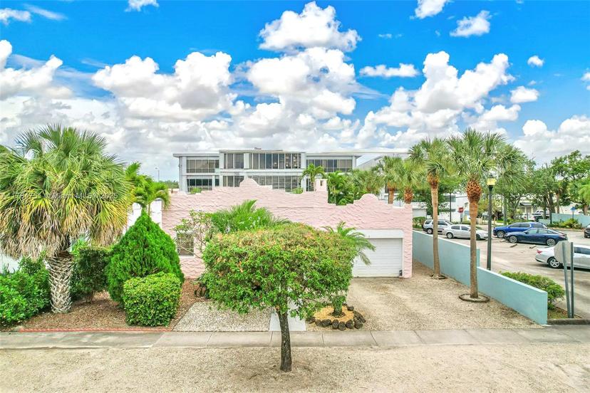Picture of 736 NE 126Th St, North Miami FL 33161