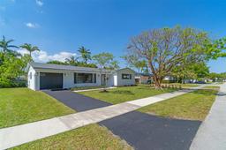Picture of 10515 SW 96Th Ter, Miami, FL 33176