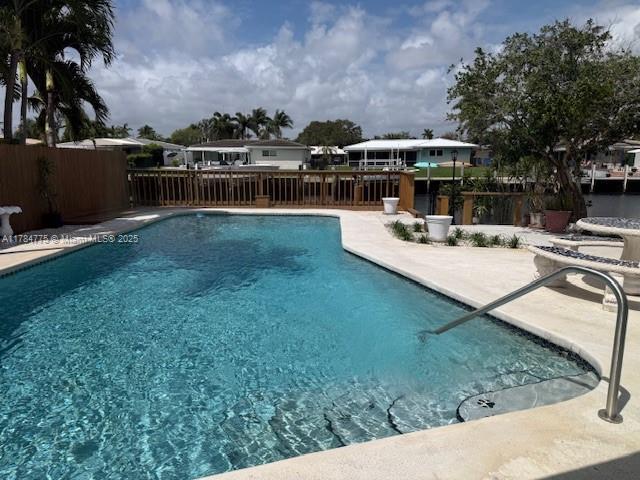 Picture of 411 SE 6Th Ave, Pompano Beach, FL 33060