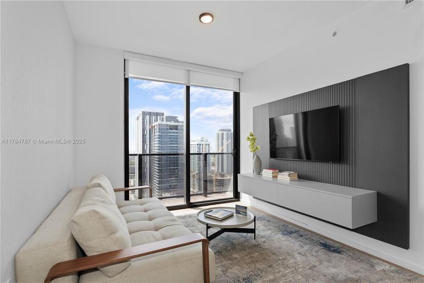 Picture of 398 NE 5Th St # 2419, Miami FL 33132
