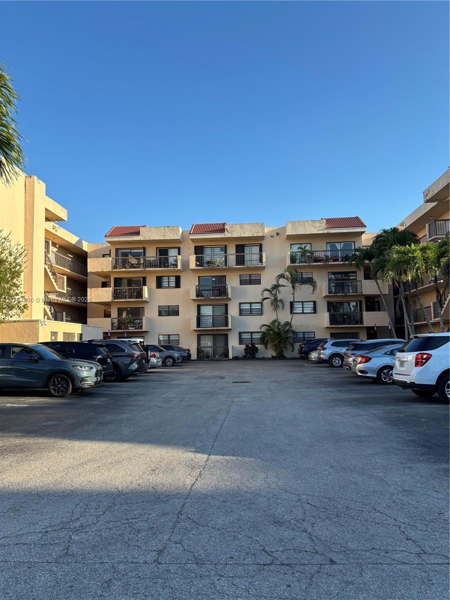 Picture of 995 SW 84Th Ave # 209, Miami, FL 33144