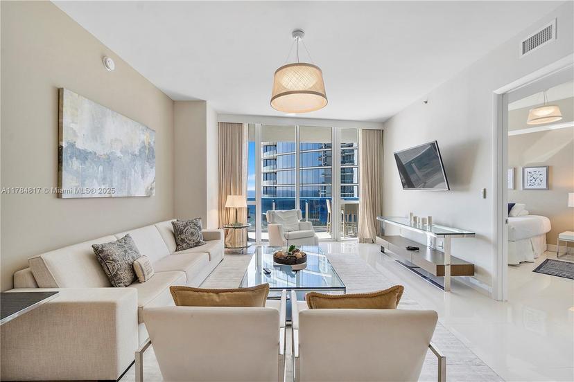 Picture of 15811 Collins Ave # 1707, Sunny Isles Beach FL 33160