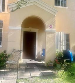 Picture of 3928 SW 52Nd Ave # F3, Pembroke Park, FL 33023